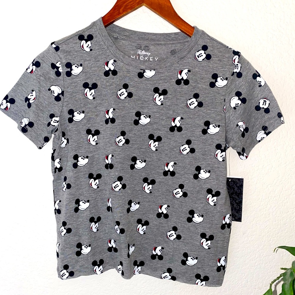 Cropped Mickey Mouse shirt